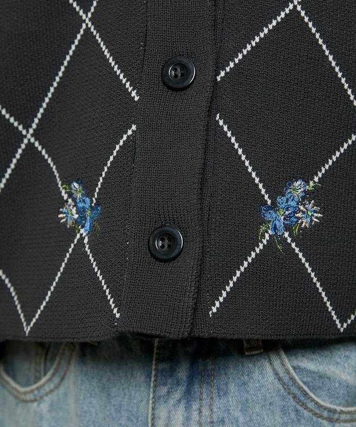 線條鑽石＆花卉刺繡短款開衫