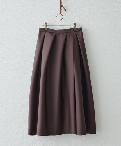 8月3日（週日）12點《15 quinze》雙面緞面半身裙