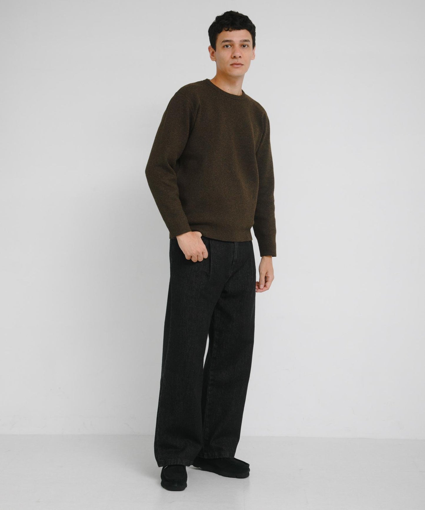 抗起球可水洗圓領針織衫