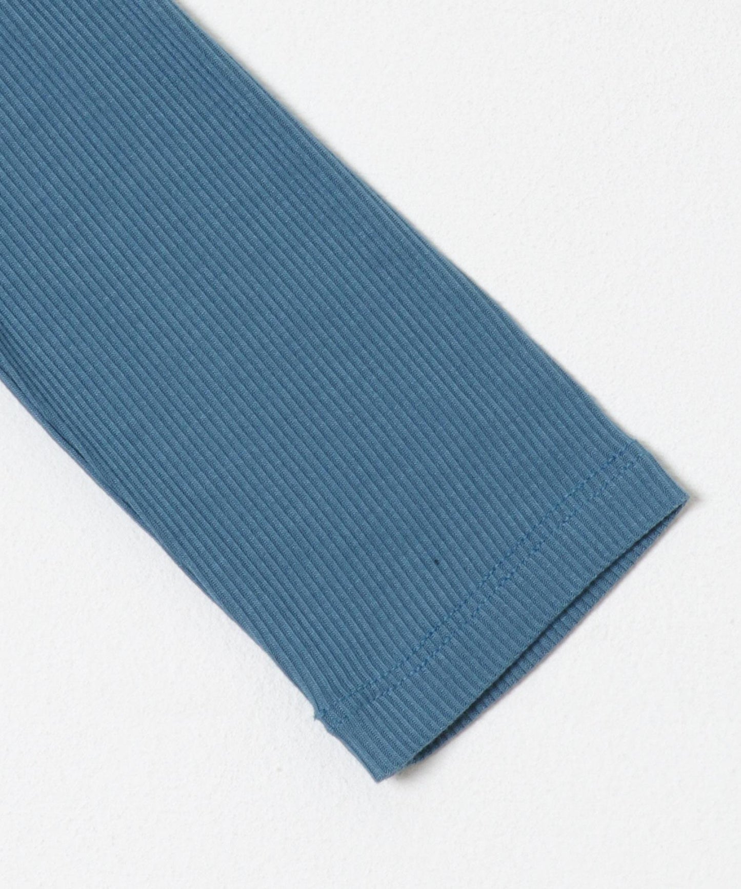 防起球荷葉邊高領上衣