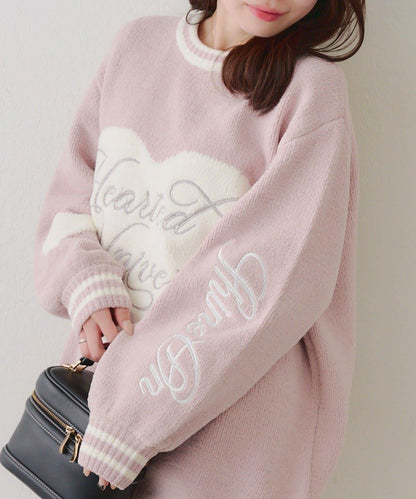 【HolidayCollection】毛絨愛心寬鬆針織衫