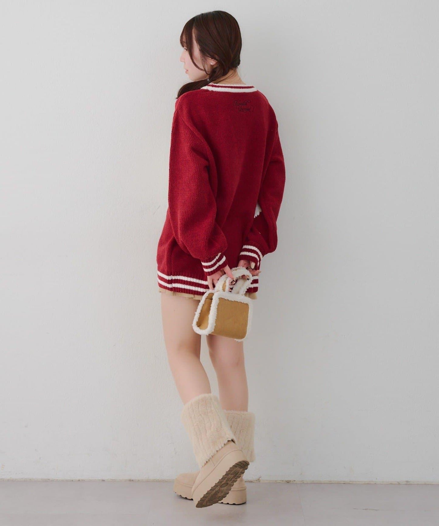 【HolidayCollection】毛絨愛心寬鬆針織衫