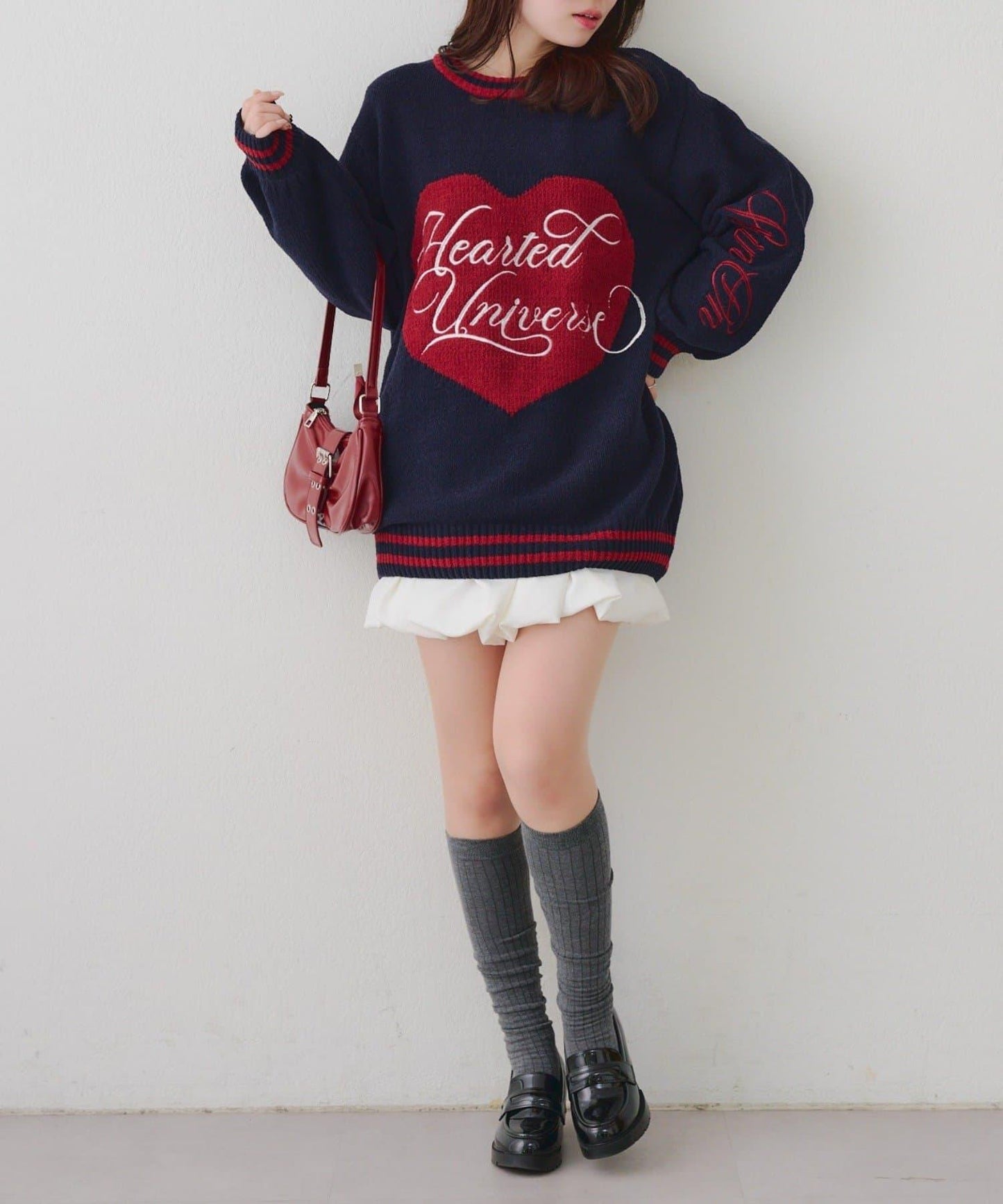 【HolidayCollection】毛絨愛心寬鬆針織衫