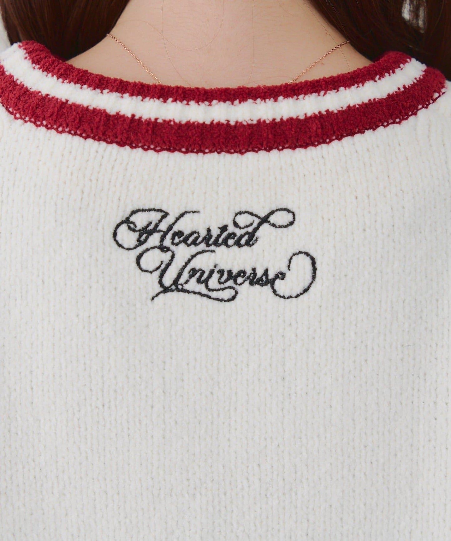 【HolidayCollection】毛絨愛心寬鬆針織衫