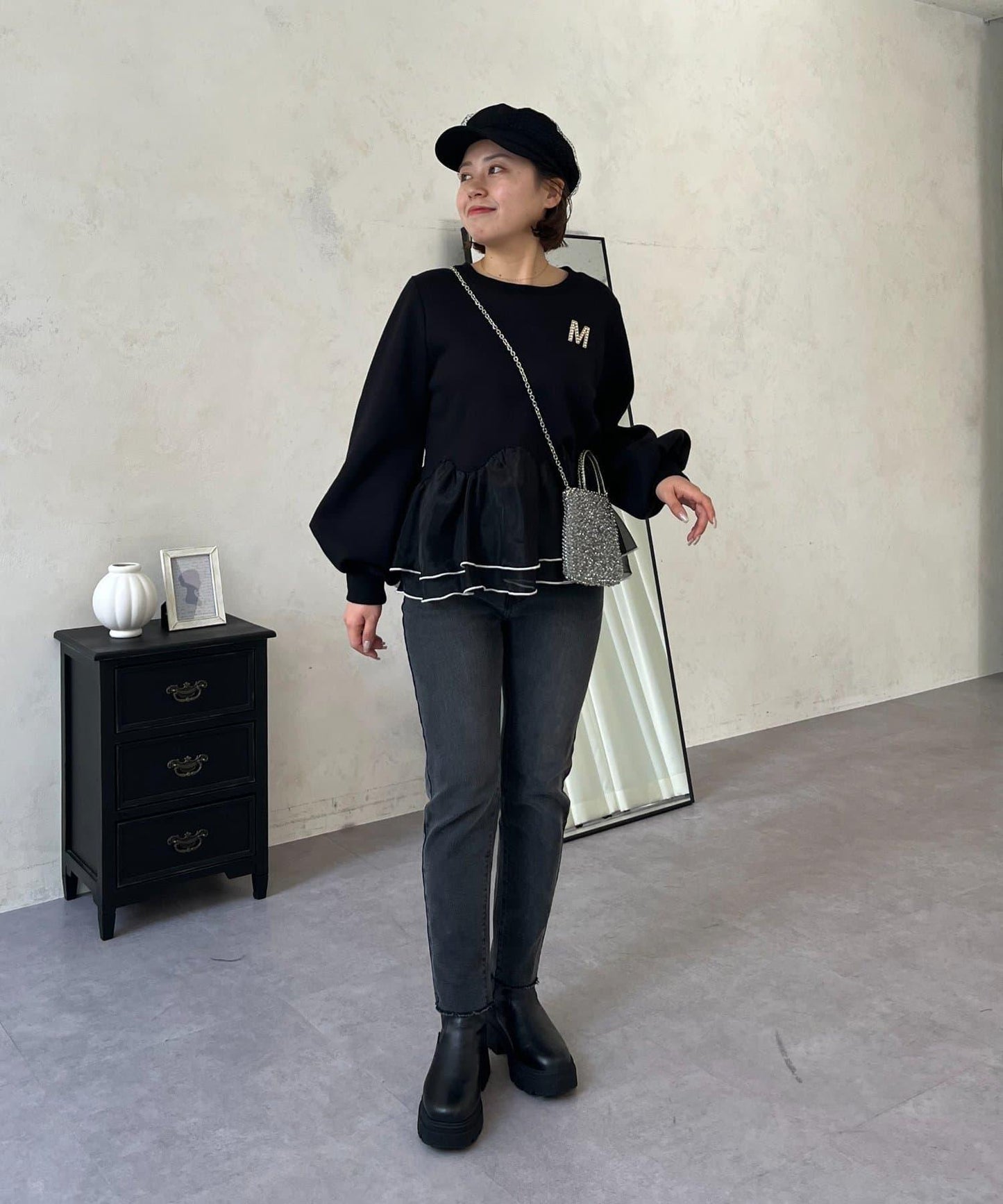 【MOMO】內層微絨彈力錐形牛仔褲