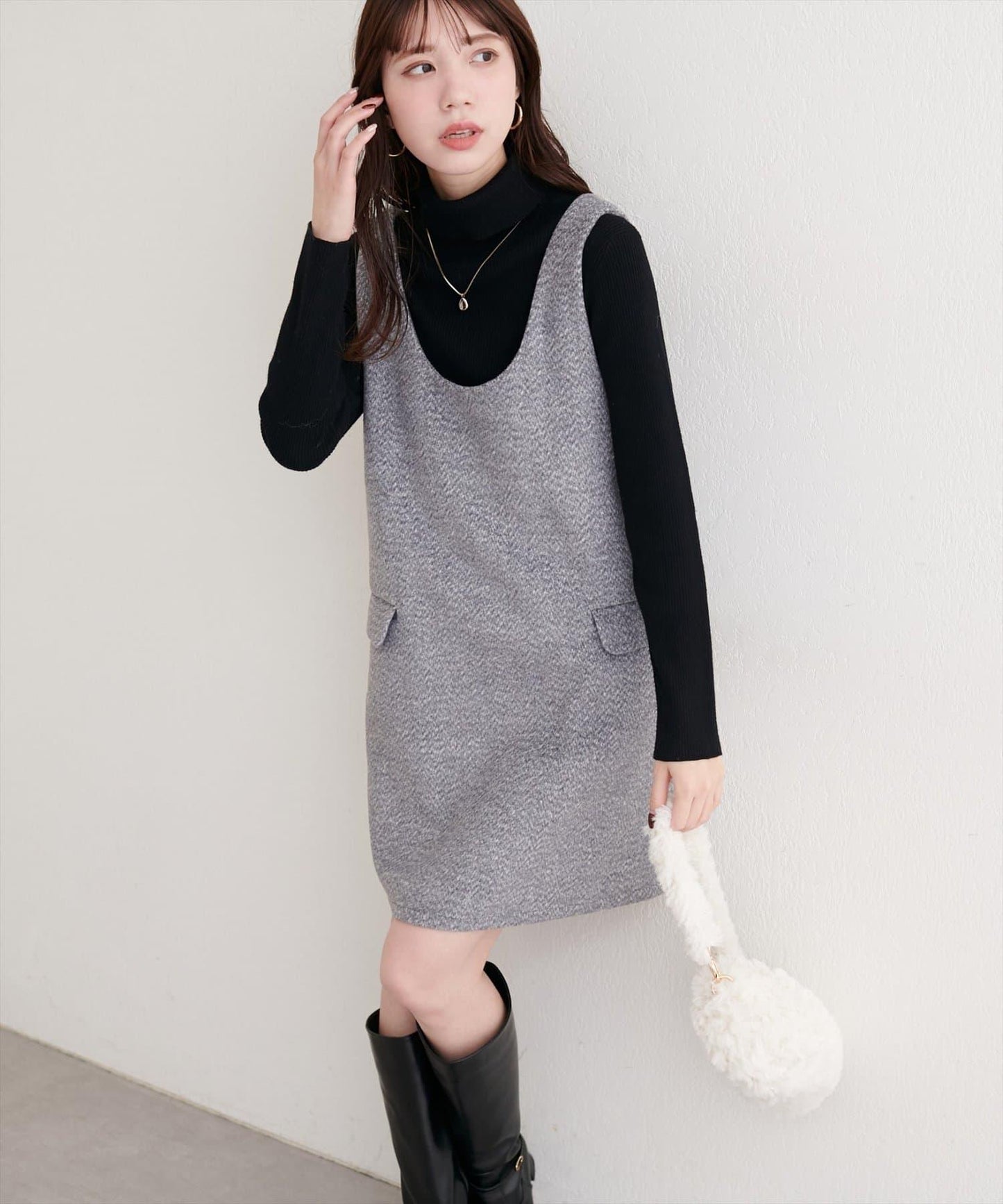 混色仿羊毛迷你揹帶裙