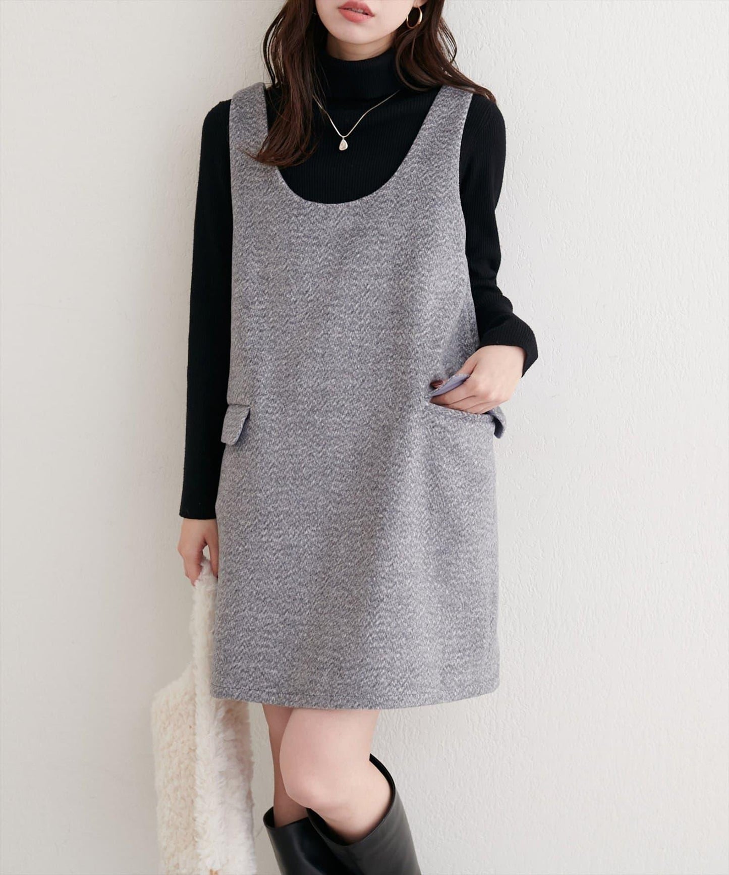 混色仿羊毛迷你揹帶裙