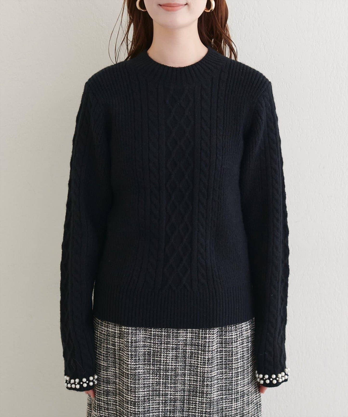 袖口珍珠柔軟針織衫