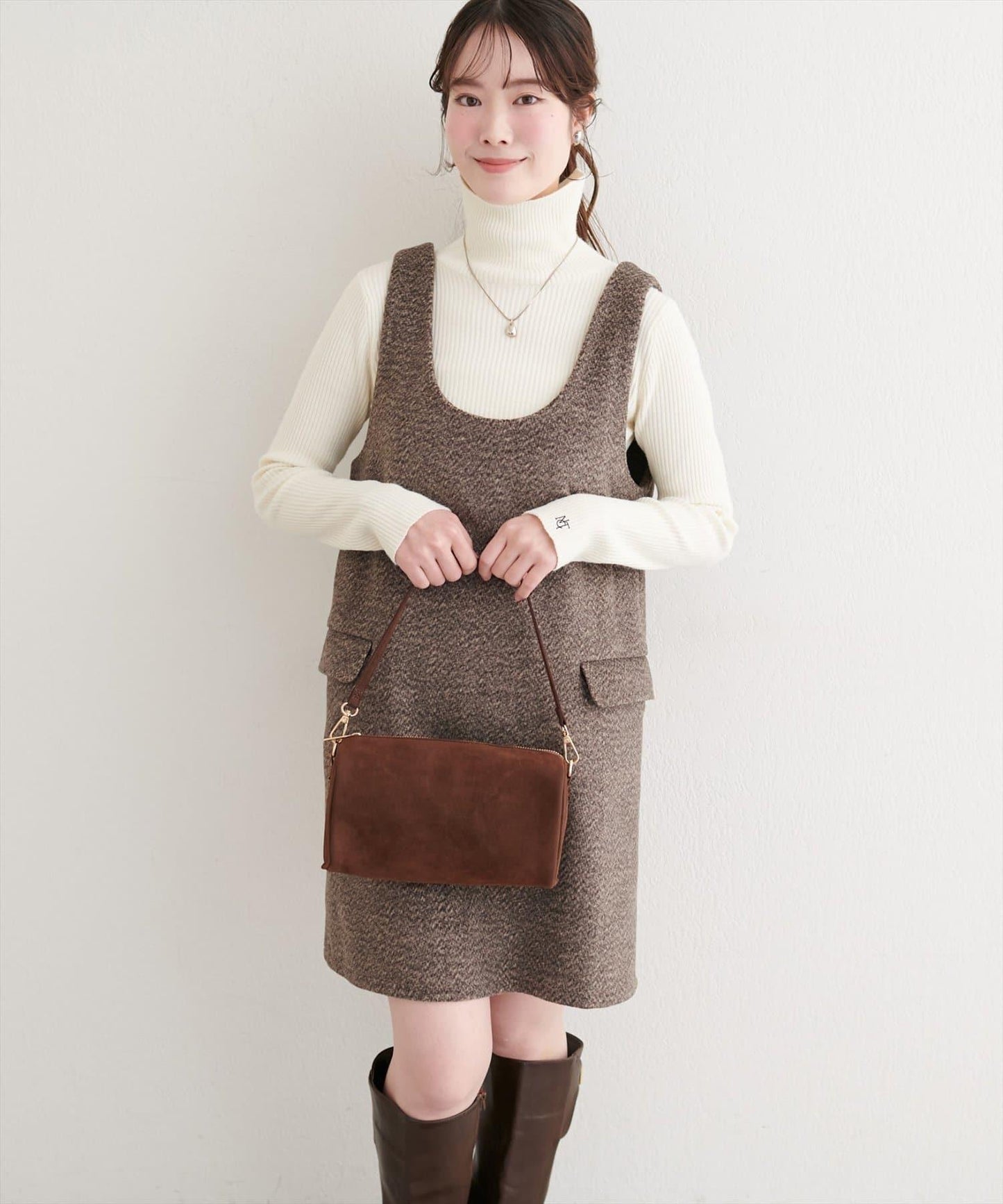 混色仿羊毛迷你揹帶裙