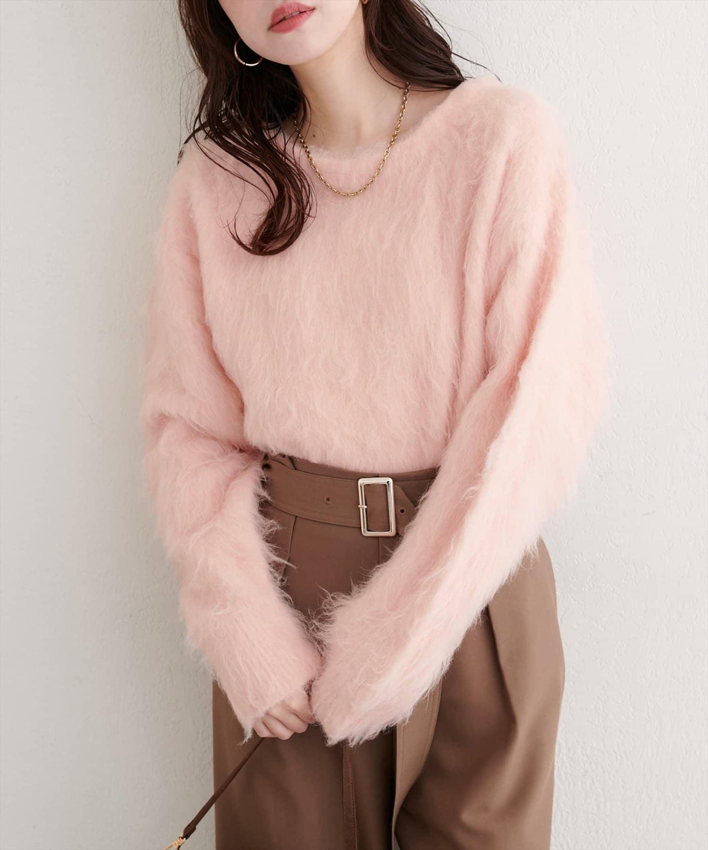 長款羽毛圓領針織套頭衫