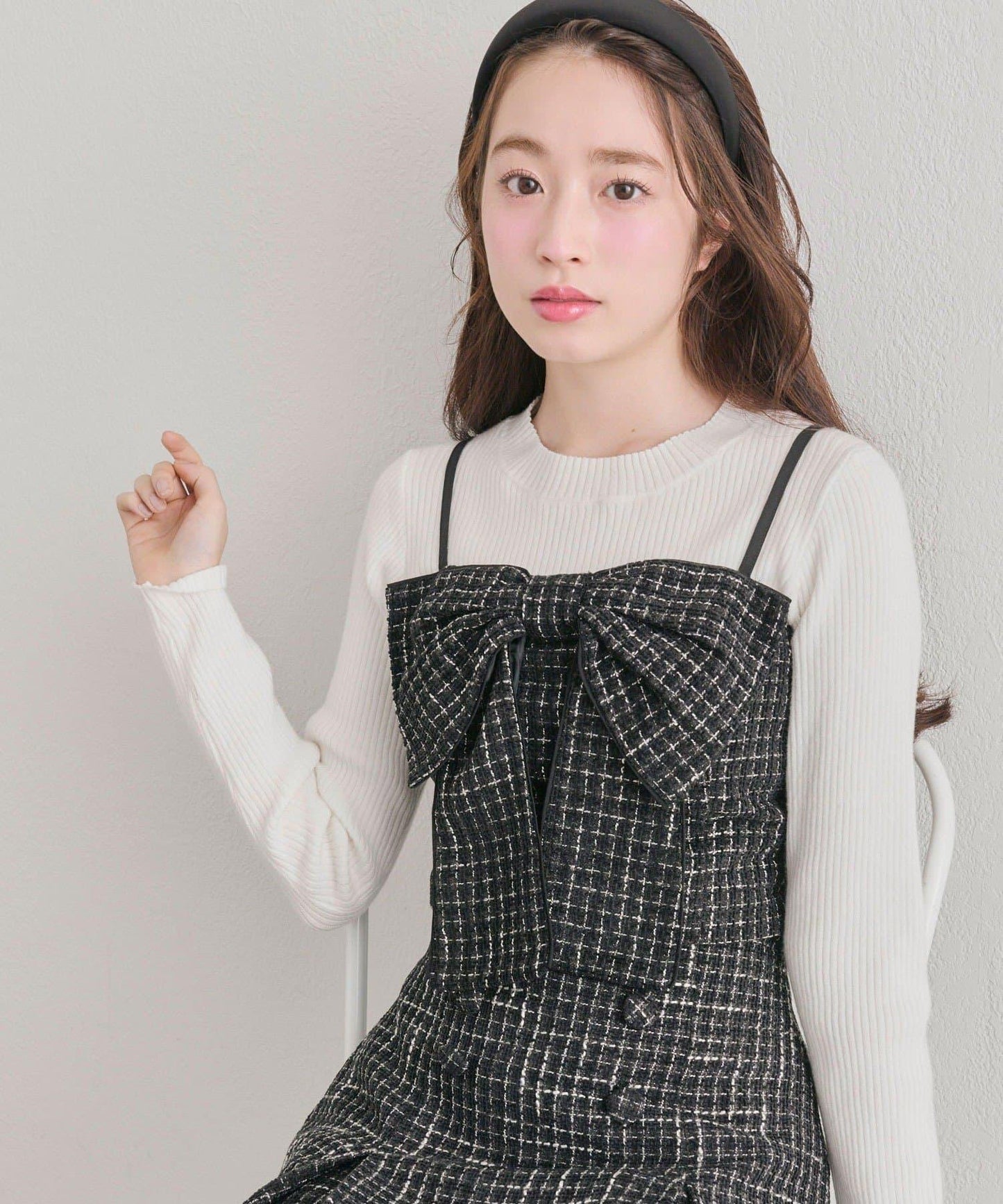 蝴蝶結吊帶背心與羅紋針織衫套裝