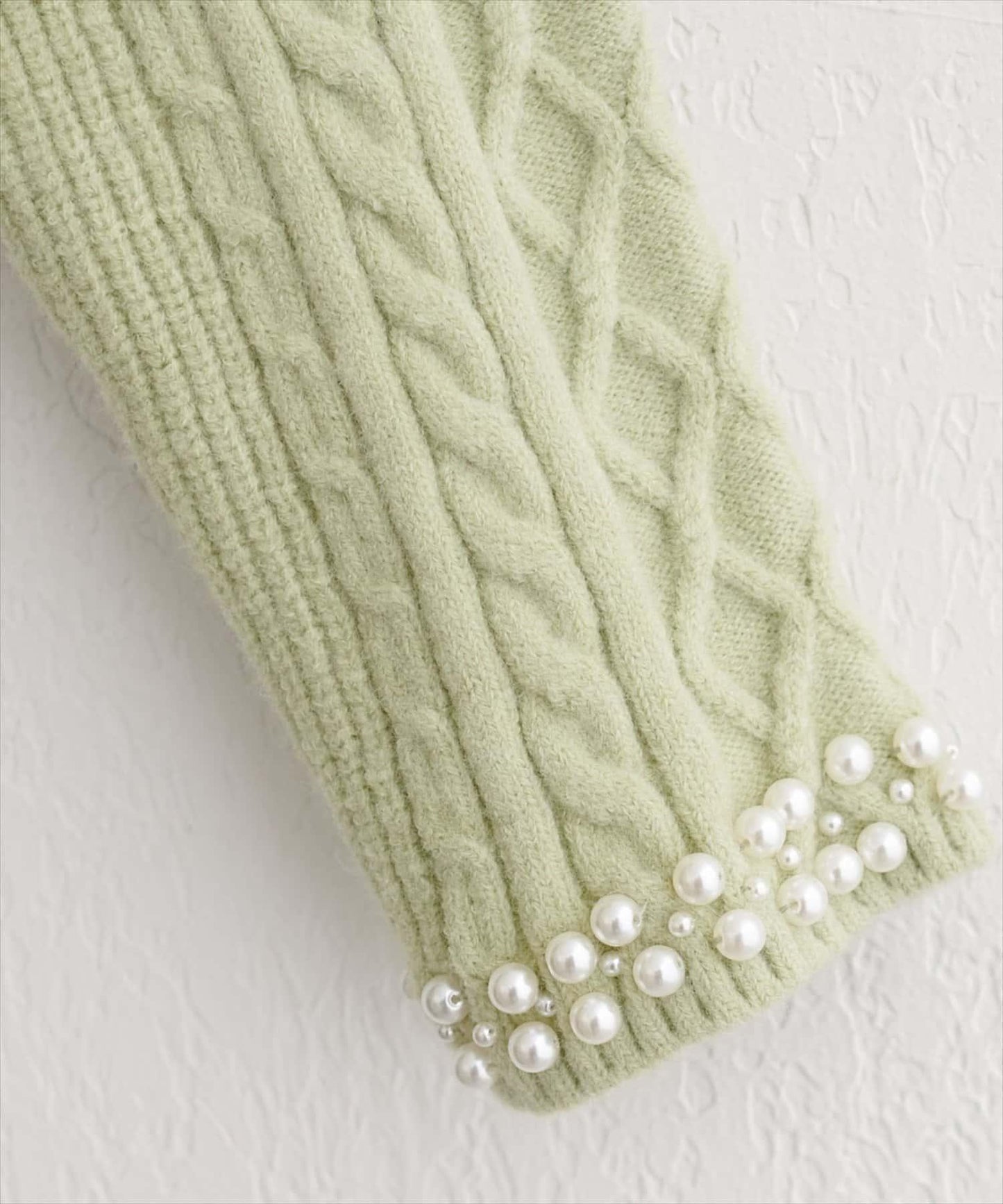 袖口珍珠柔軟針織衫