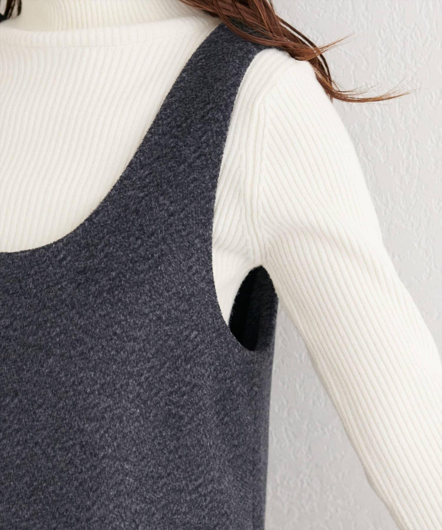 混色仿羊毛迷你揹帶裙