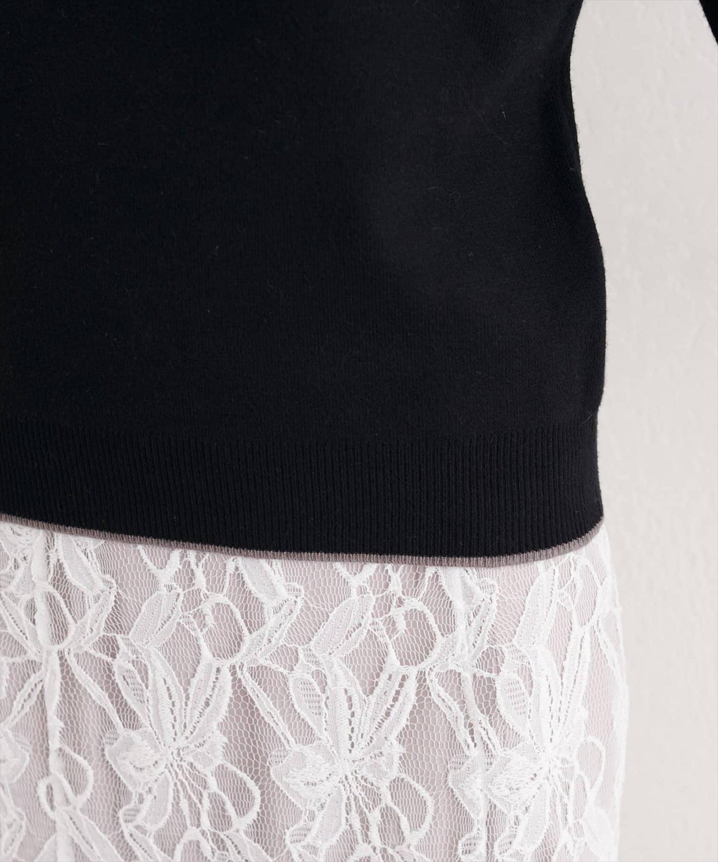 愛心領拼色針織套頭衫