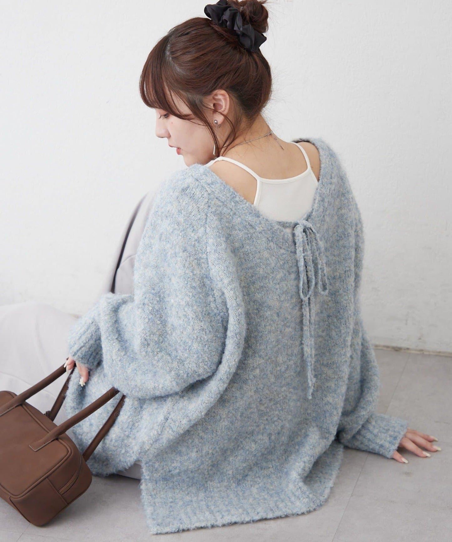 【nane】圈圈紗V領針織套頭衫