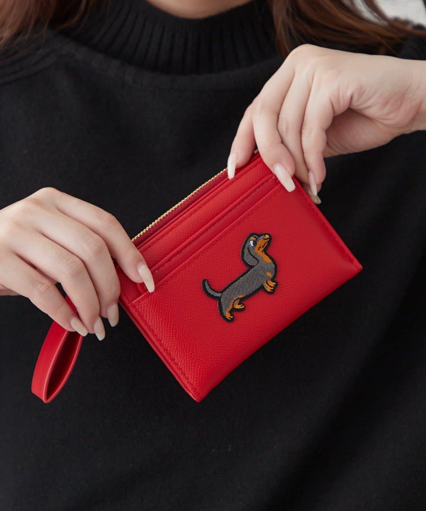 帶卡包、狗狗刺繡錢包