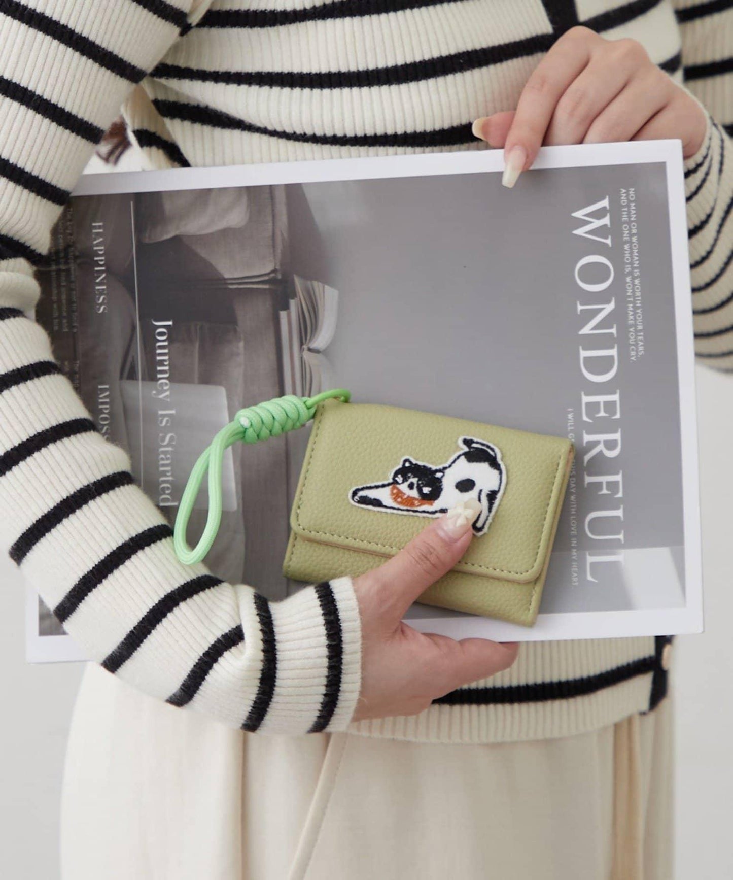 帶肩帶貓咪刺繡卡包