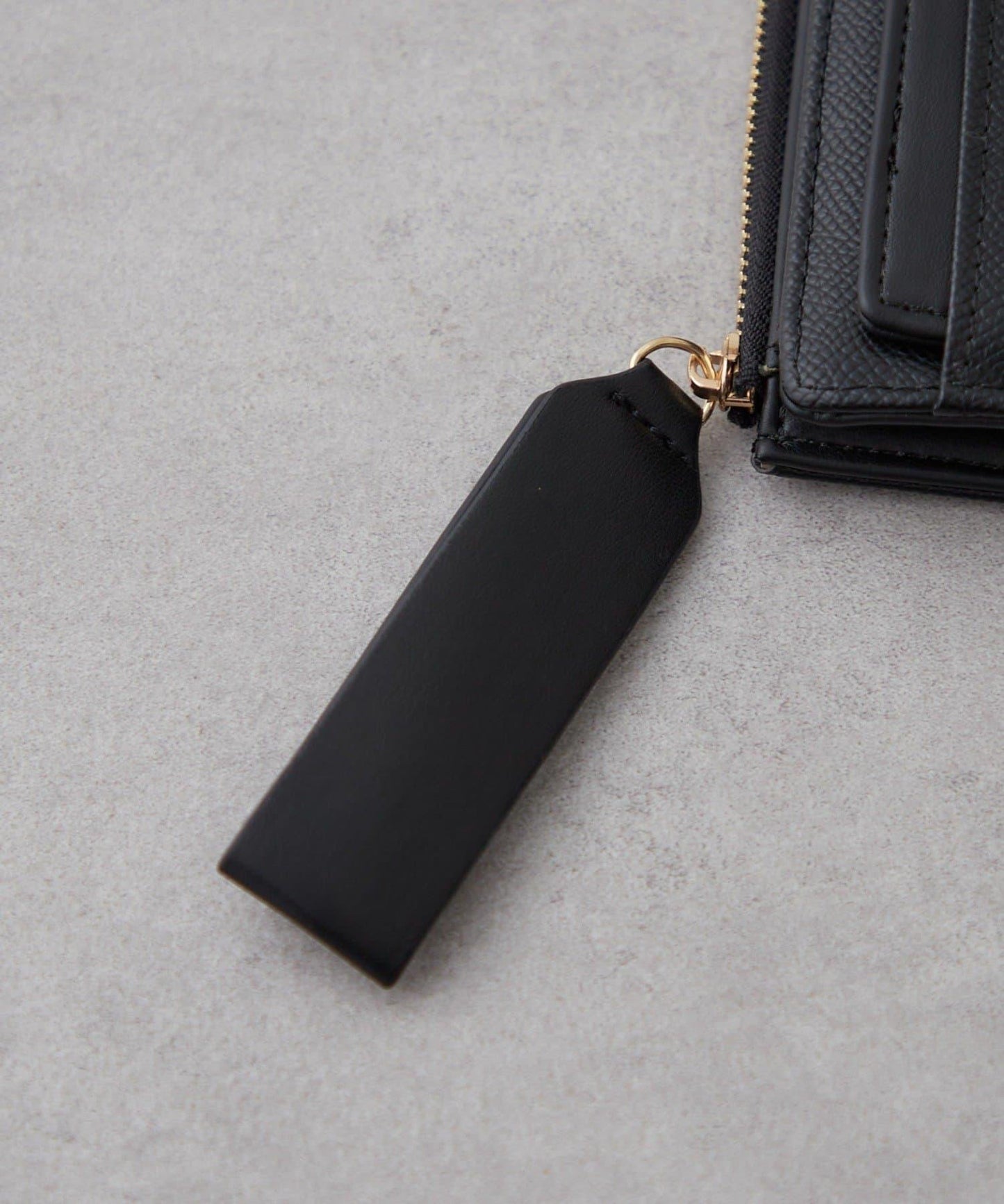 帶卡包、狗狗刺繡錢包