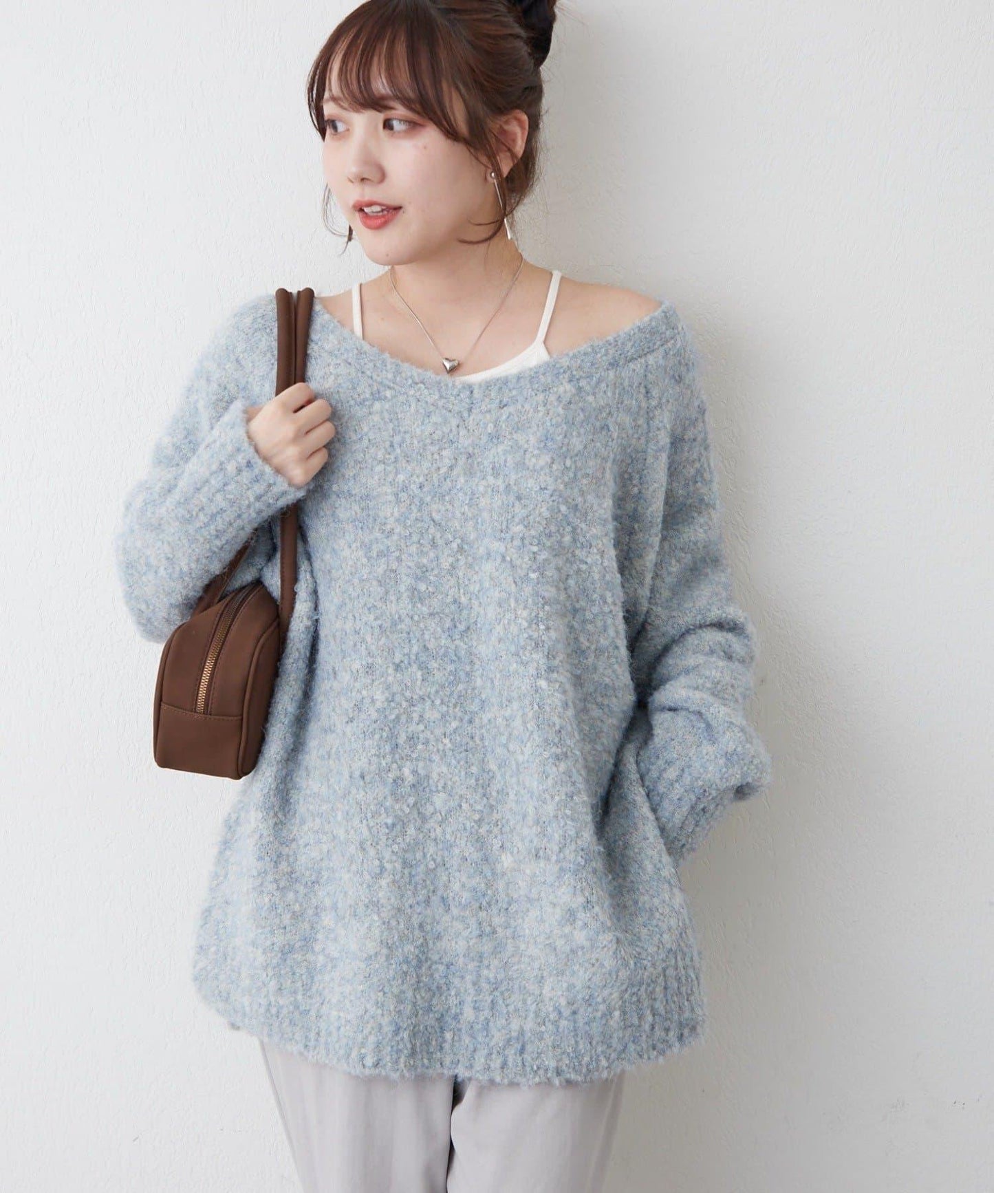 【nane】圈圈紗V領針織套頭衫