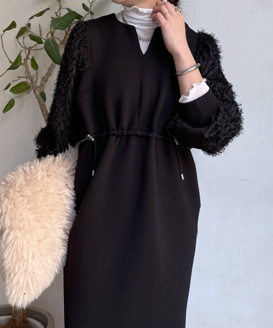 拼接蕾絲連衣裙