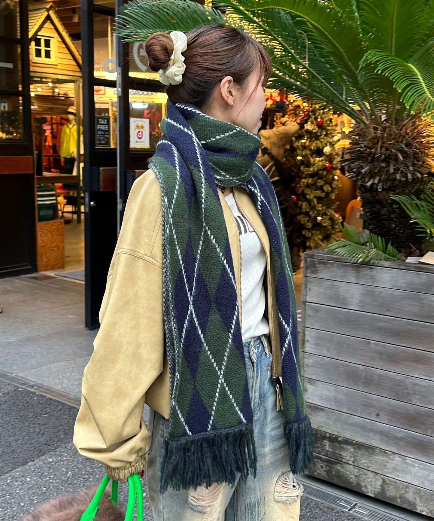 混色圖案流蘇圍巾