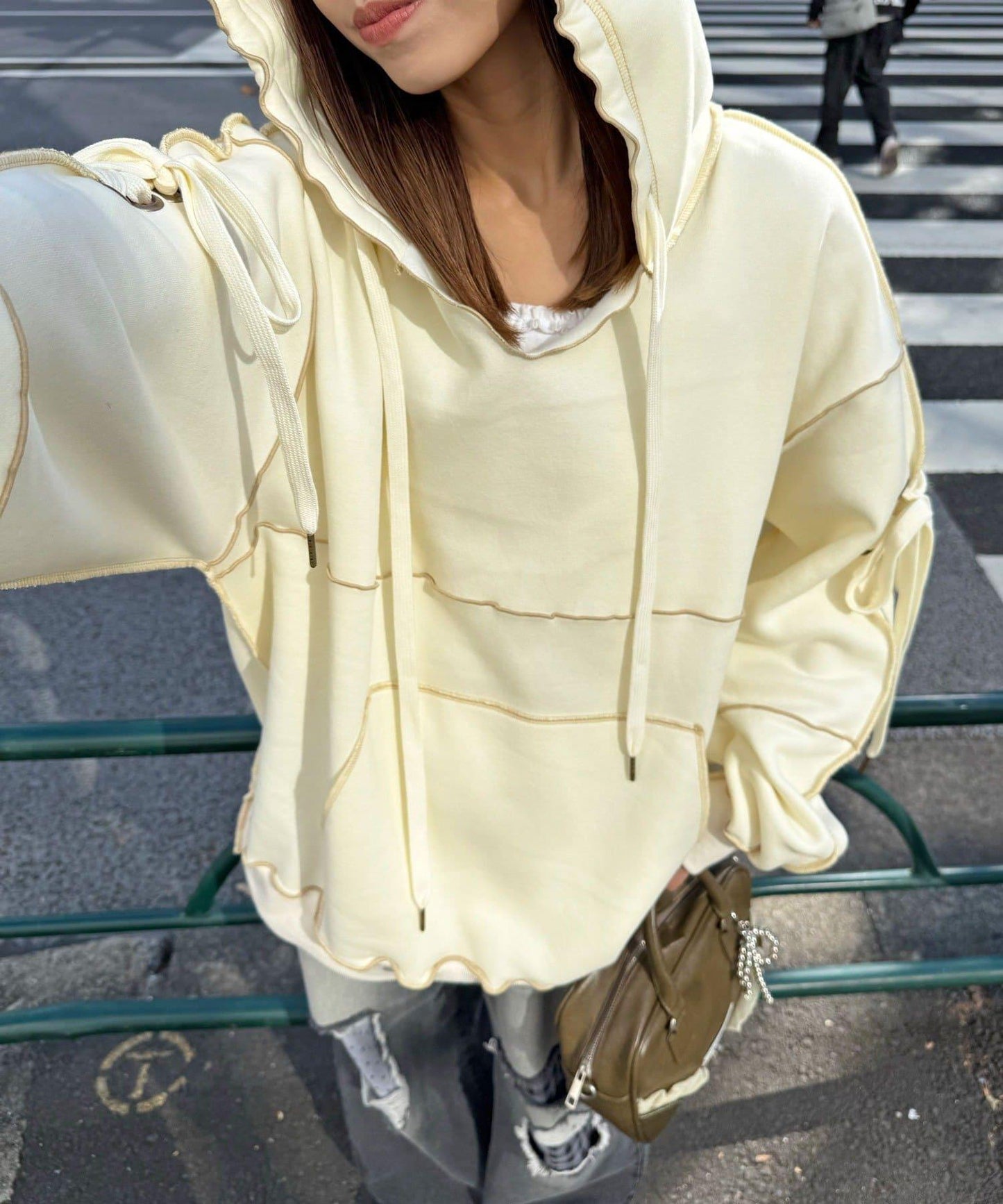 內加絨蕾絲袖邊波浪邊連帽衛衣