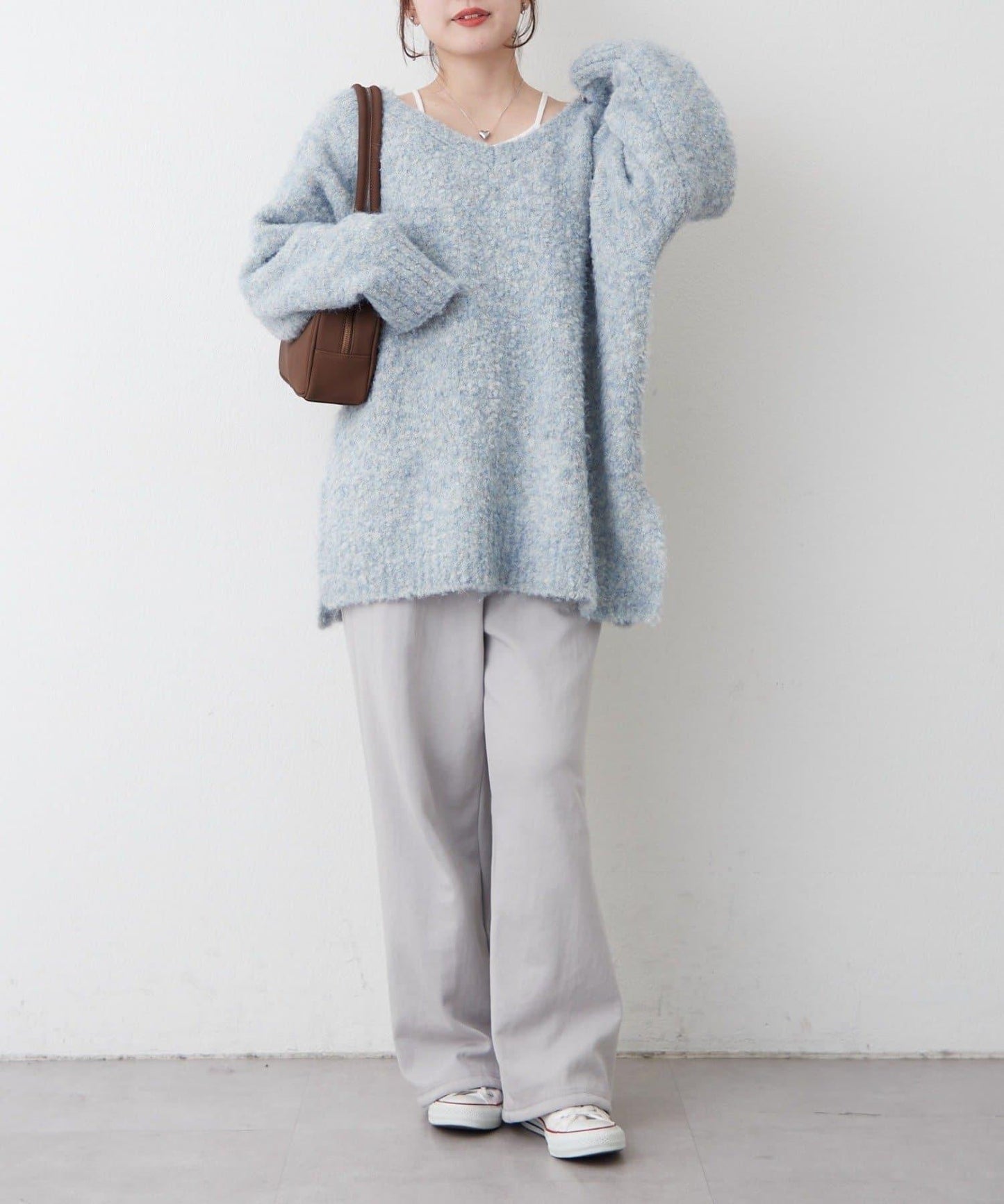 【nane】圈圈紗V領針織套頭衫