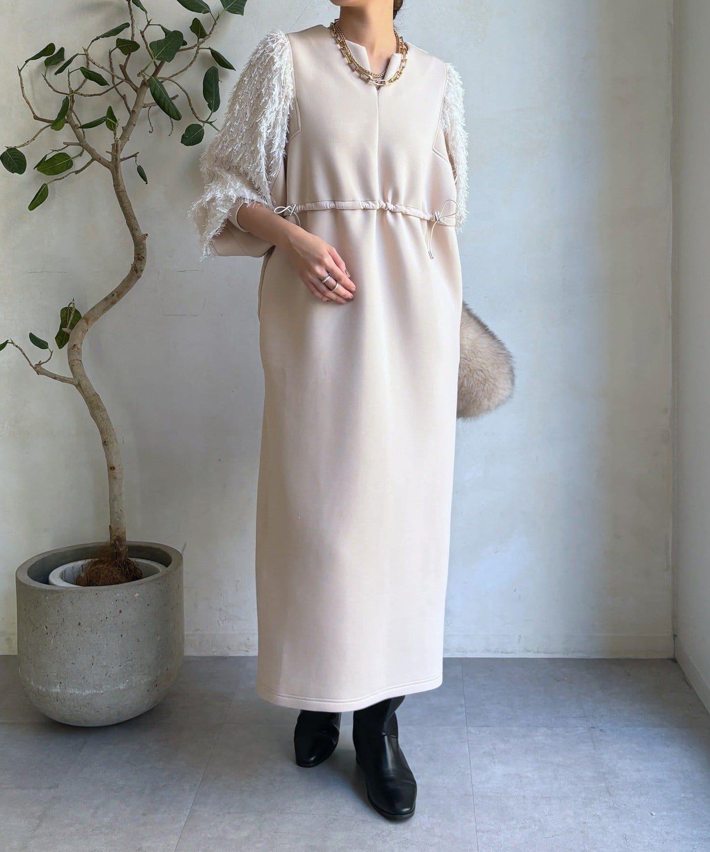 拼接蕾絲連衣裙