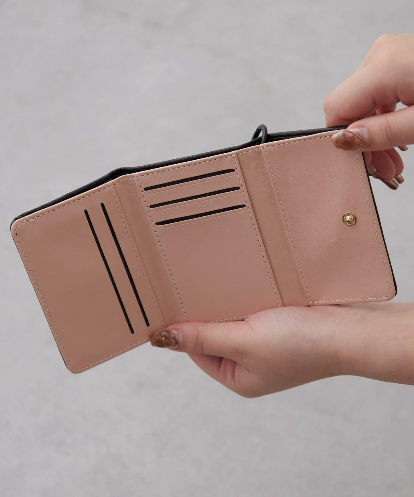 帶肩帶貓咪刺繡卡包