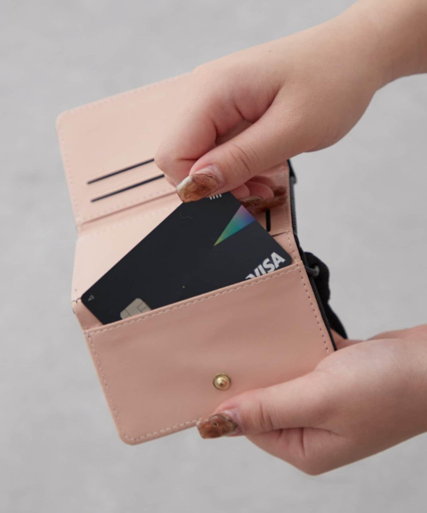 帶肩帶貓咪刺繡卡包