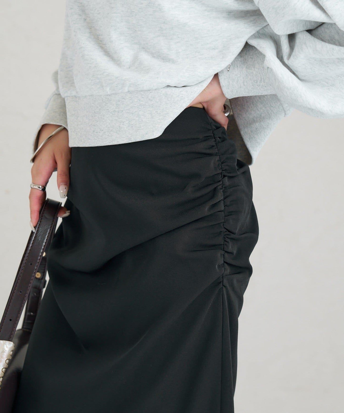 《10%OFFおすすめアイテム》側褶打褶半身裙