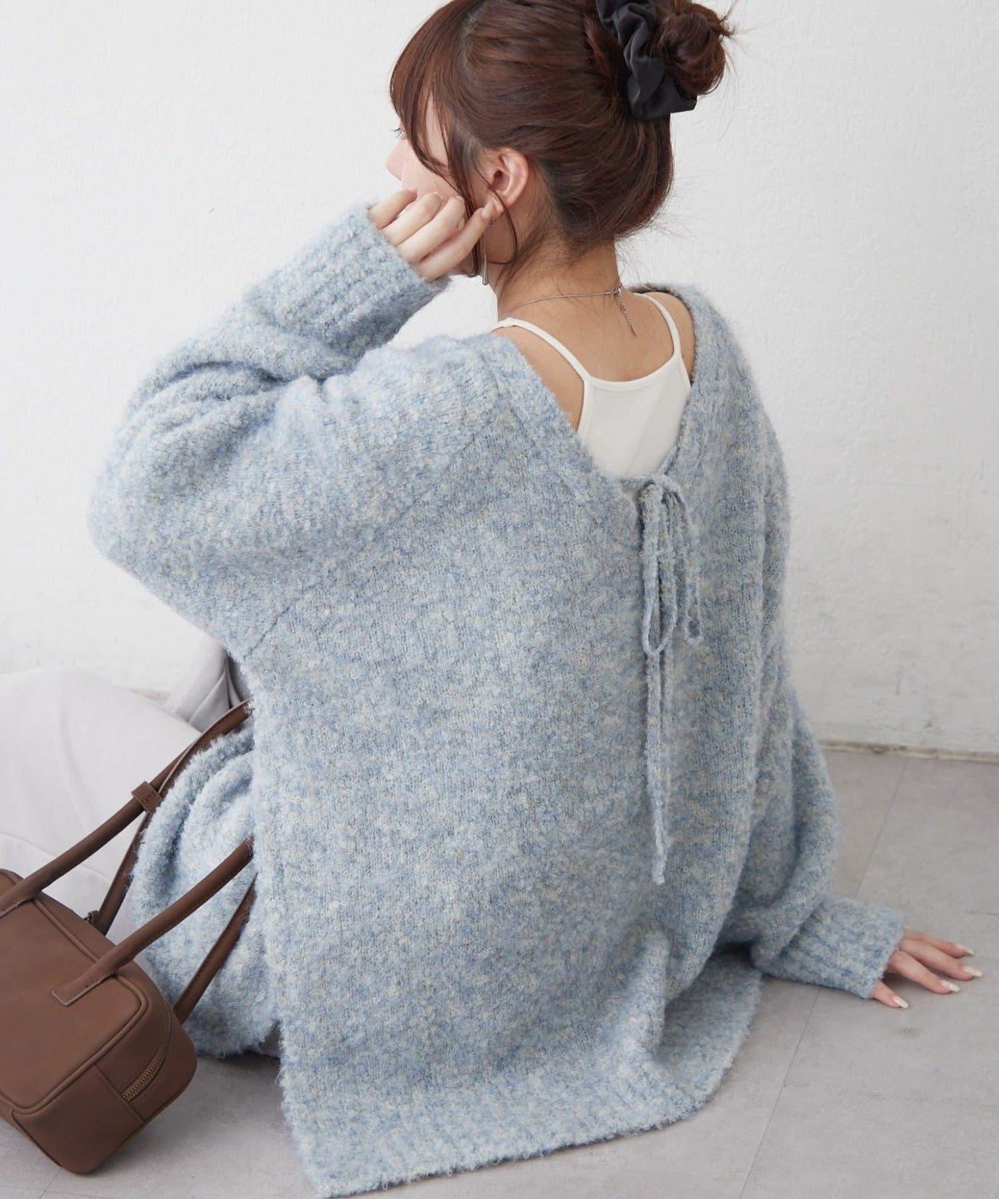 【nane】圈圈紗V領針織套頭衫