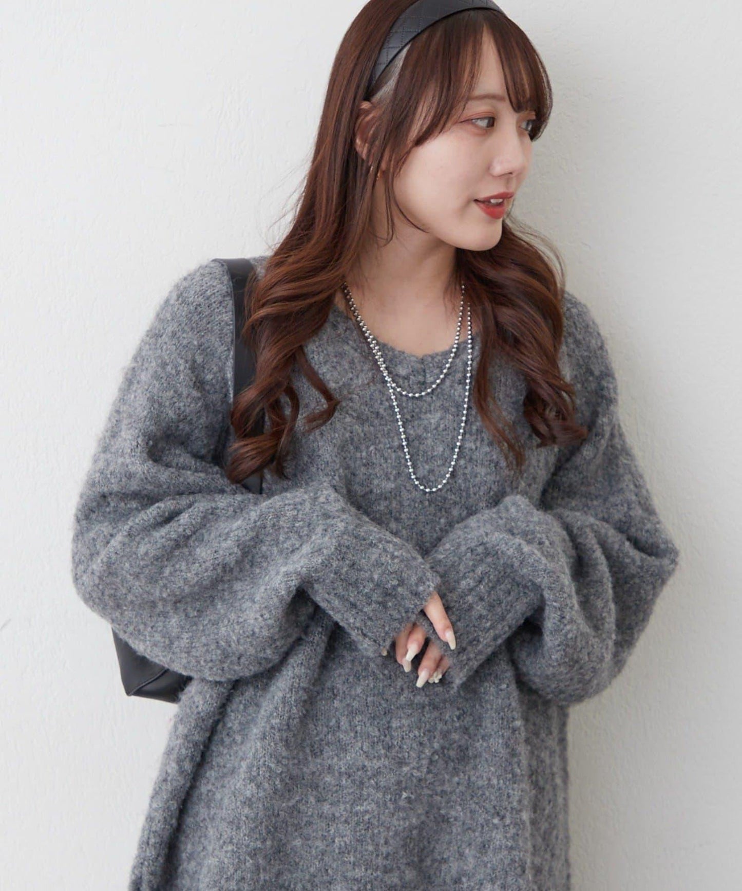 【nane】圈圈紗V領針織套頭衫