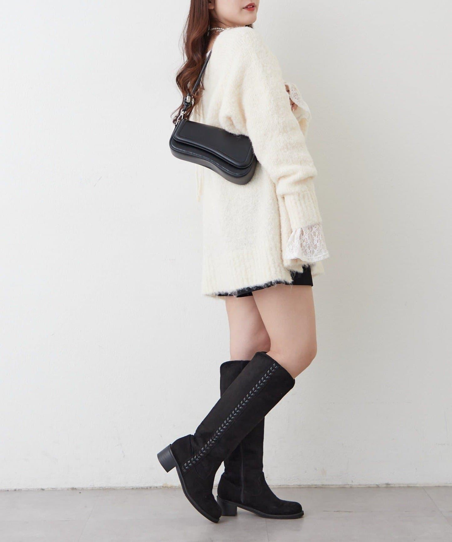 【nane】圈圈紗V領針織套頭衫