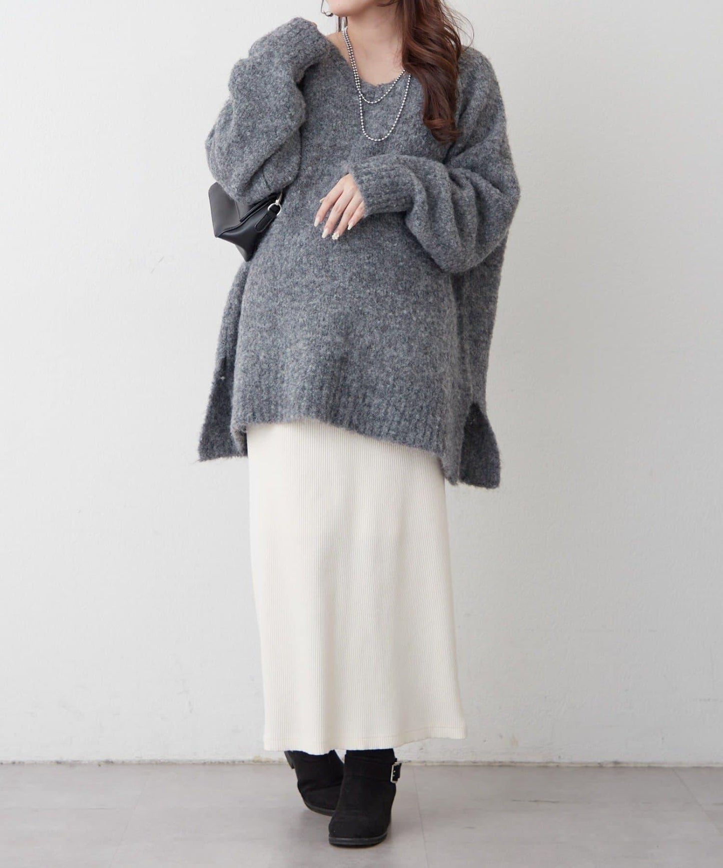 【nane】圈圈紗V領針織套頭衫