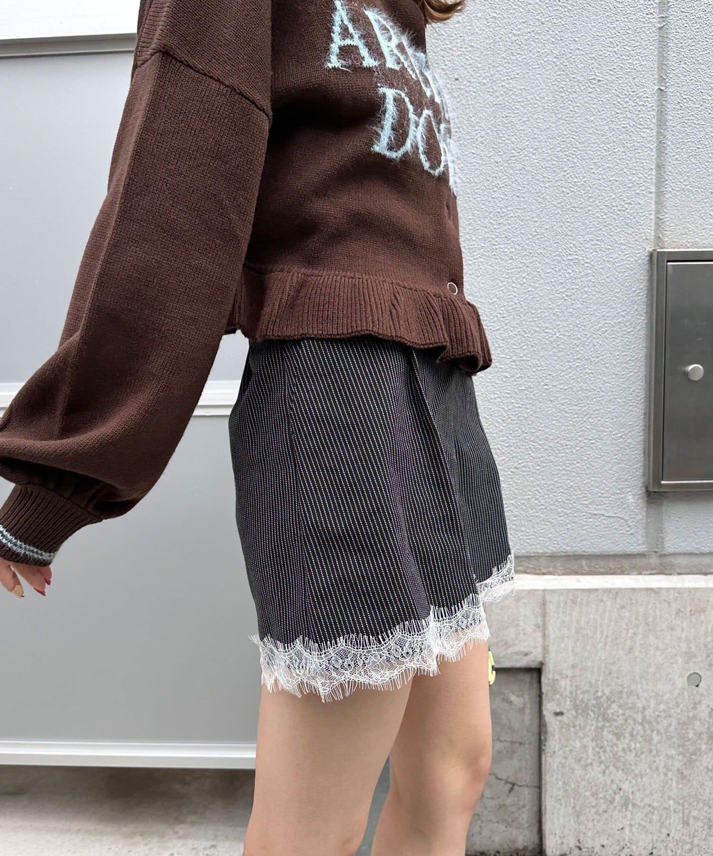 〈波點/條紋/純色〉蕾絲拼接下襬迷你裙