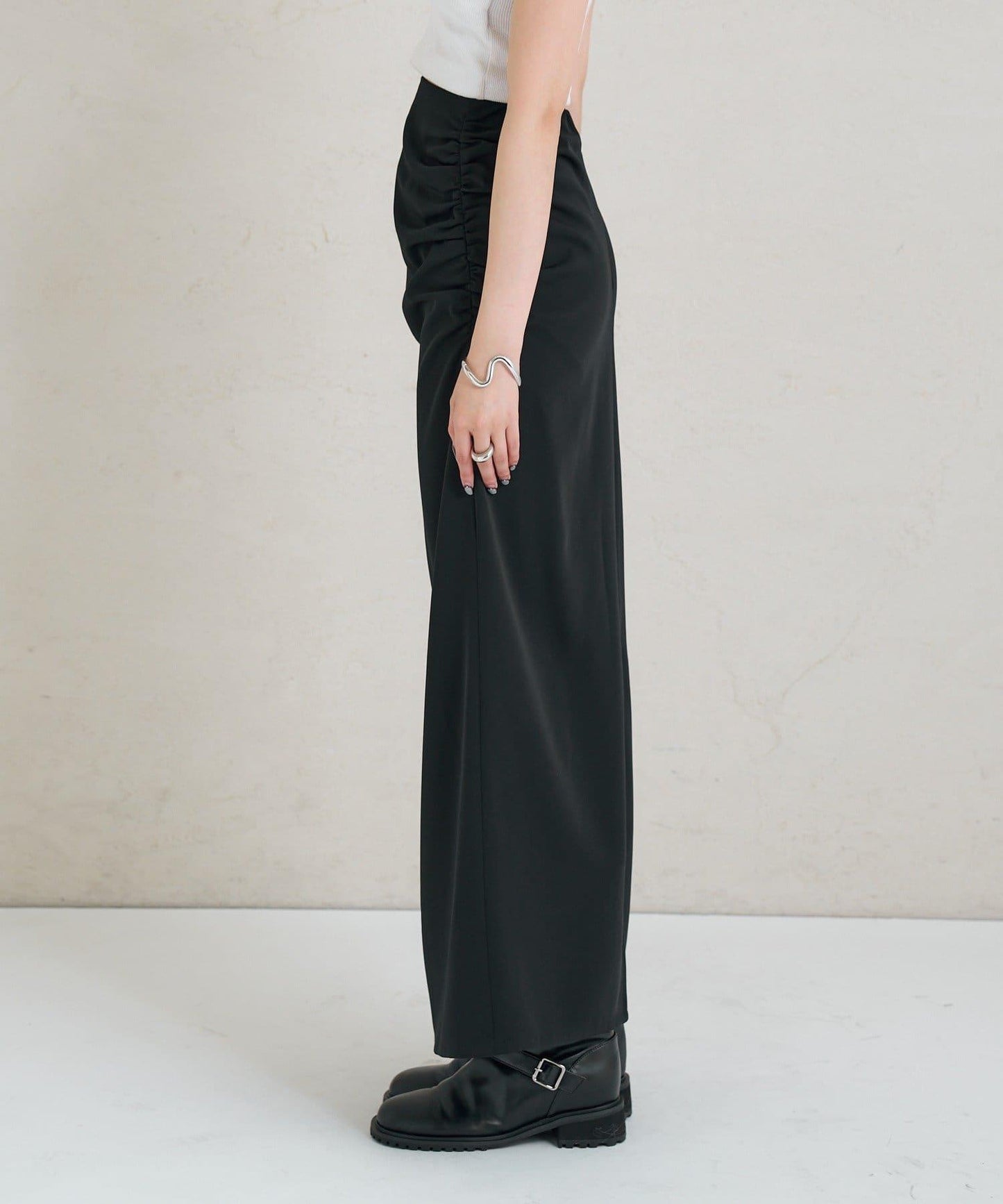 《10%OFFおすすめアイテム》側褶打褶半身裙