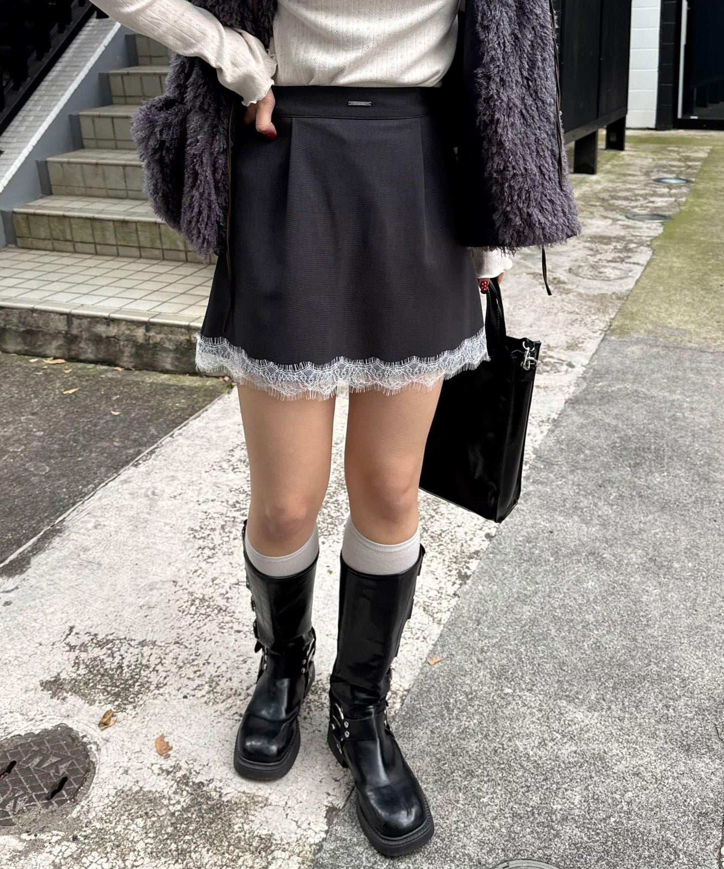 〈波點/條紋/純色〉蕾絲拼接下襬迷你裙