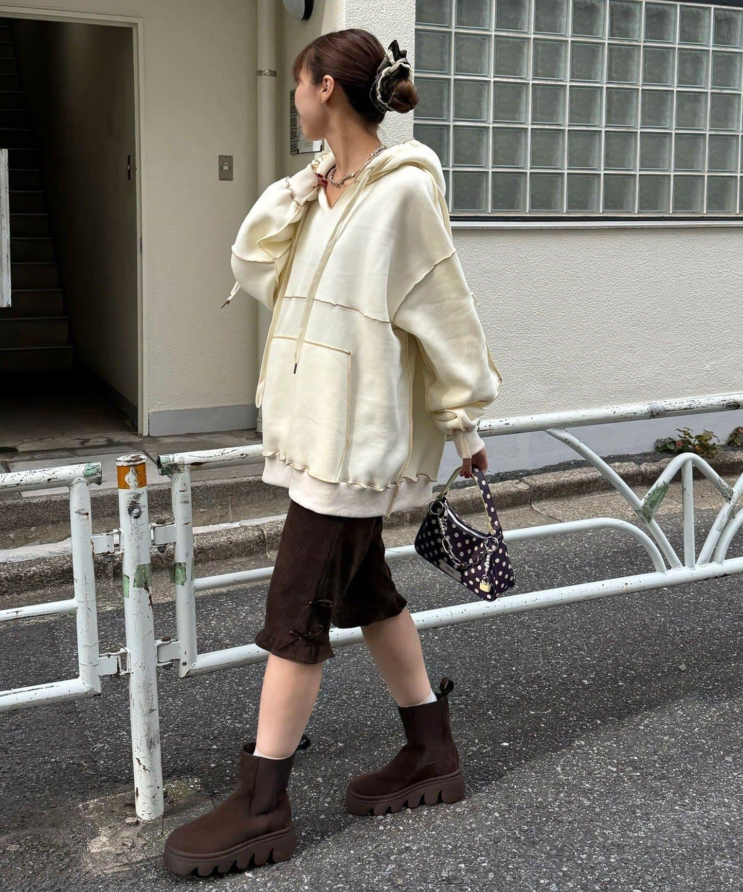 內加絨蕾絲袖邊波浪邊連帽衛衣