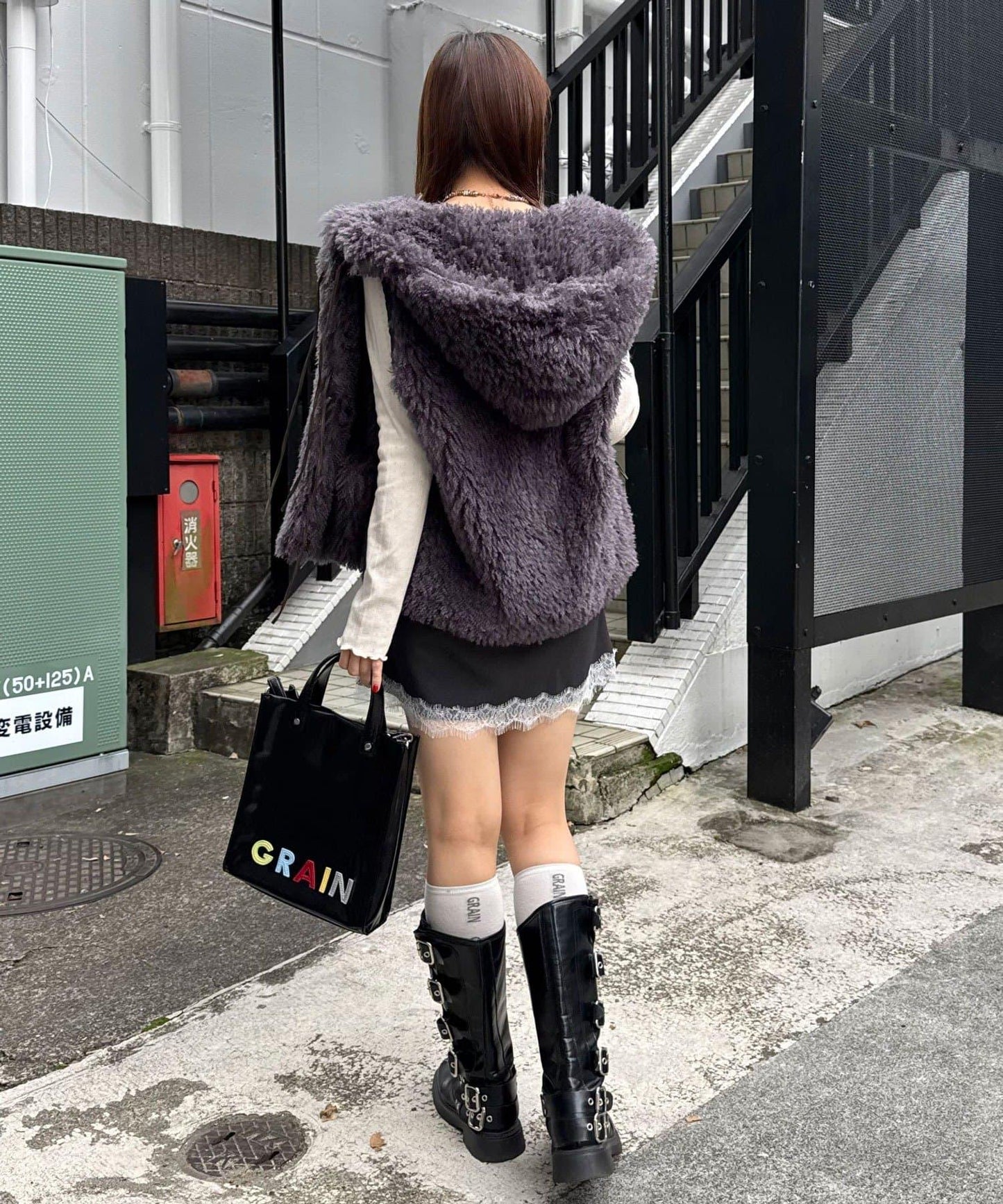 〈波點/條紋/純色〉蕾絲拼接下襬迷你裙