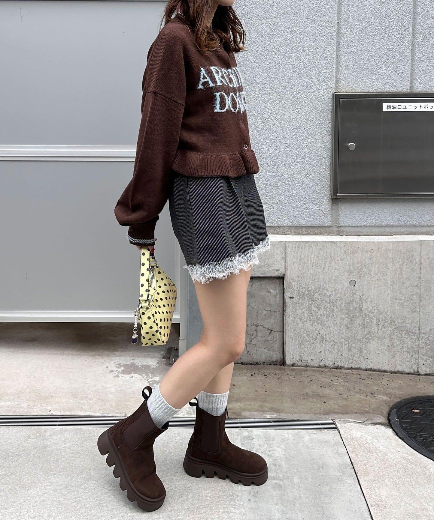 〈波點/條紋/純色〉蕾絲拼接下襬迷你裙