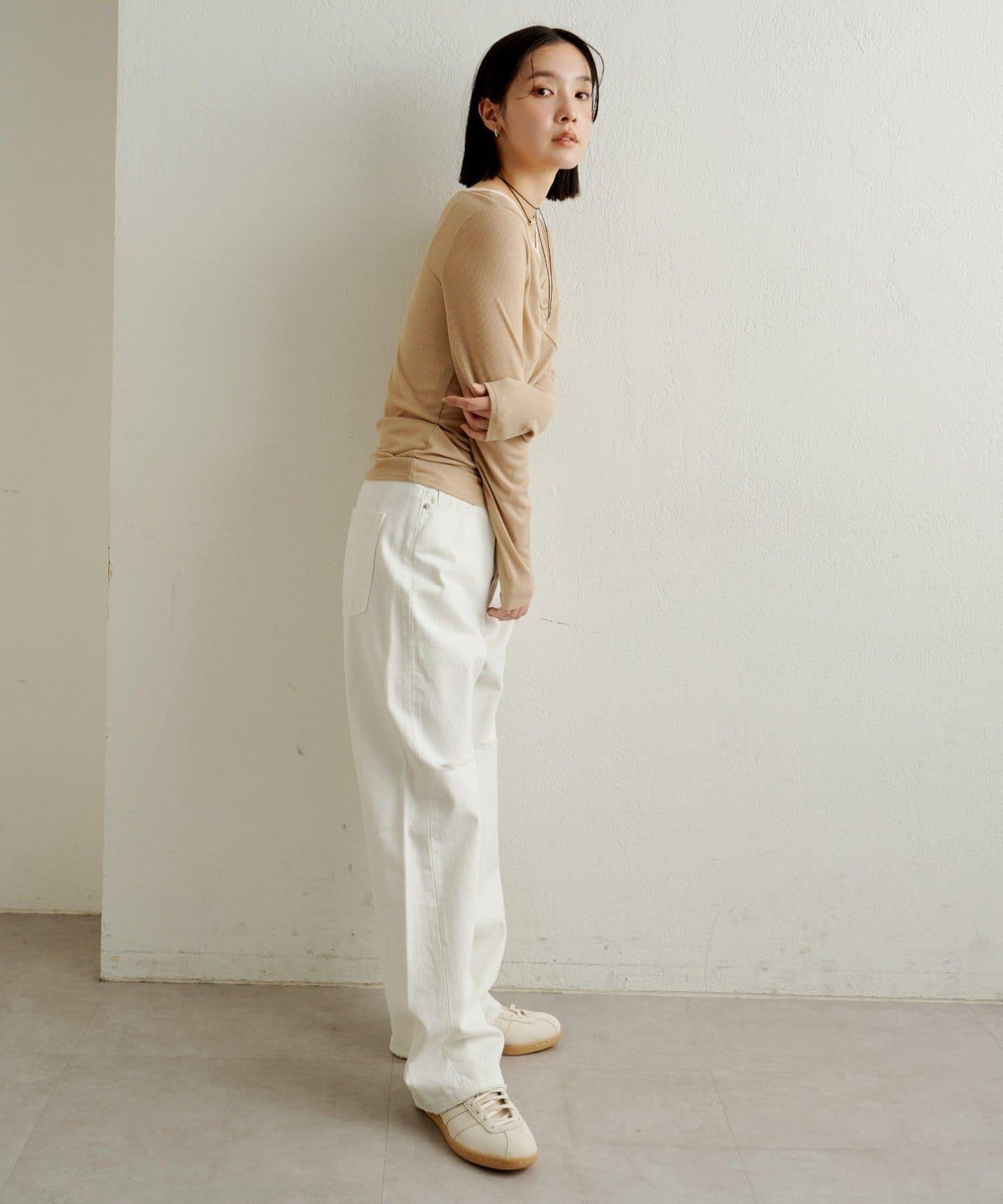 緞面拼接長袖T恤