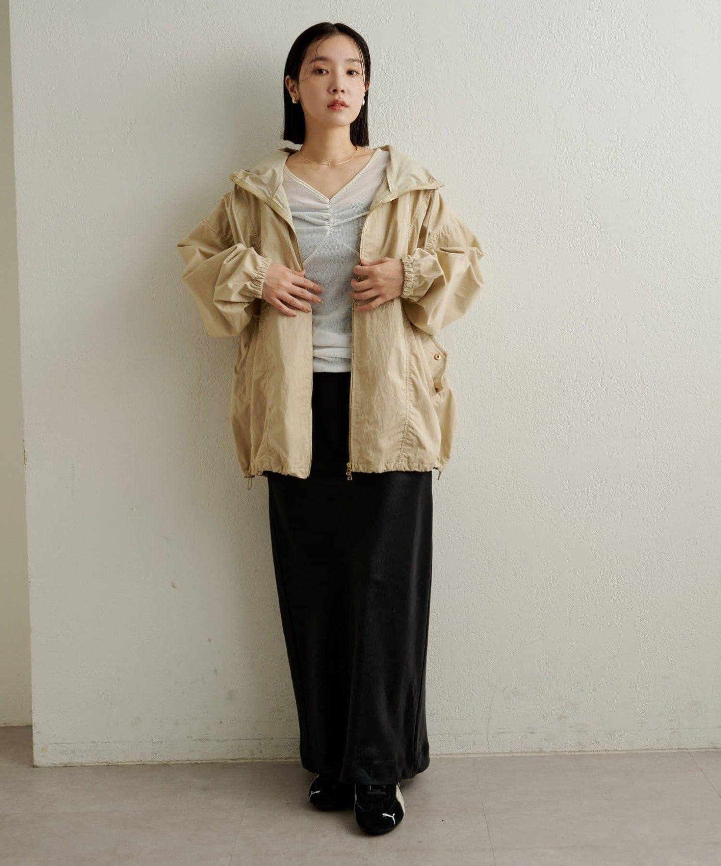 緞面拼接長袖T恤