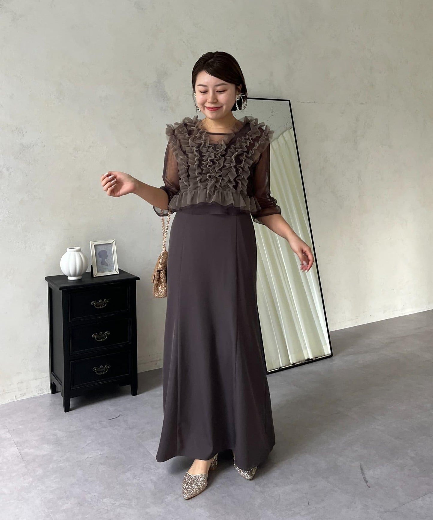 【MOMO】透視荷葉邊吊帶疊穿連衣裙