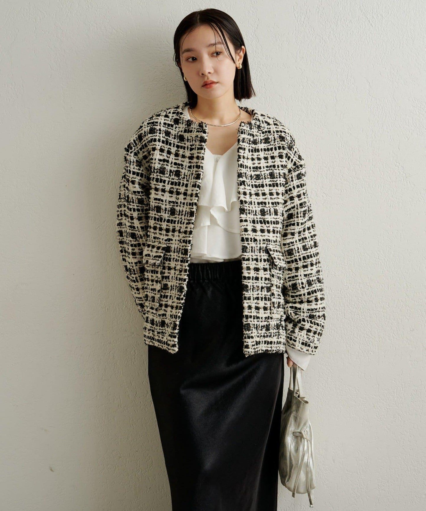 可搭配套裝穿著無領花呢夾克