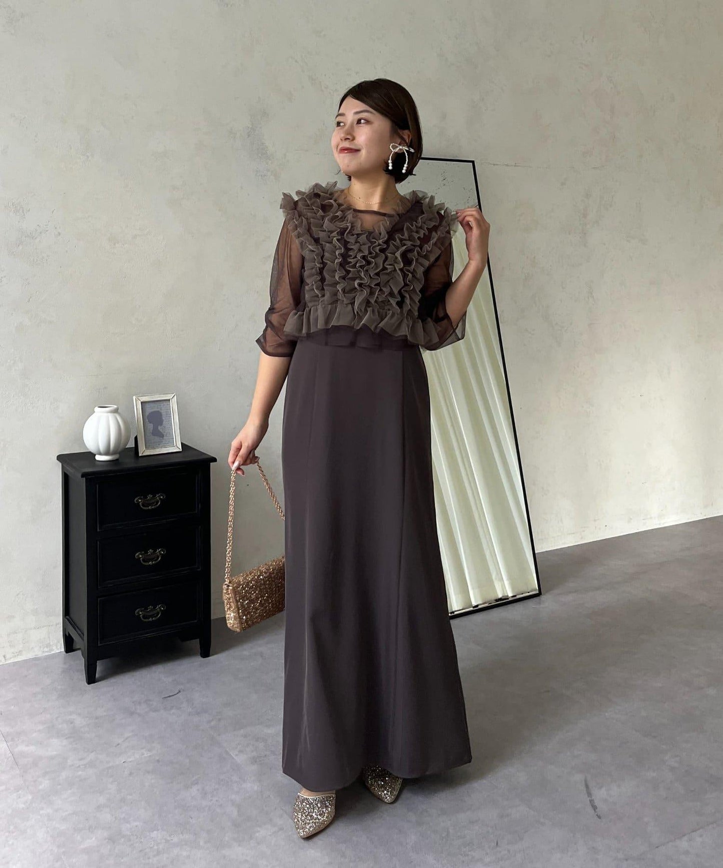 【MOMO】透視荷葉邊吊帶疊穿連衣裙