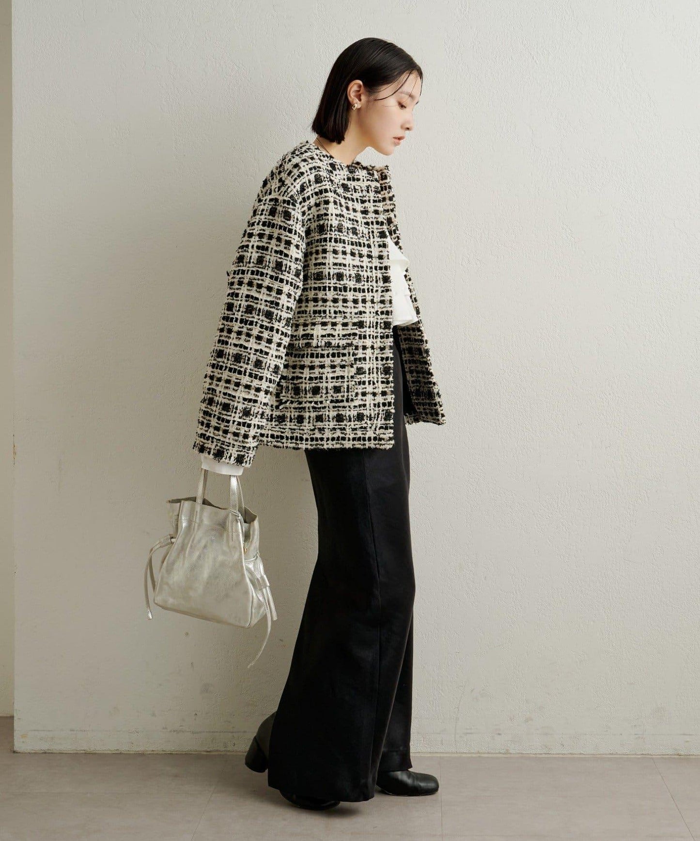 可搭配套裝穿著無領花呢夾克