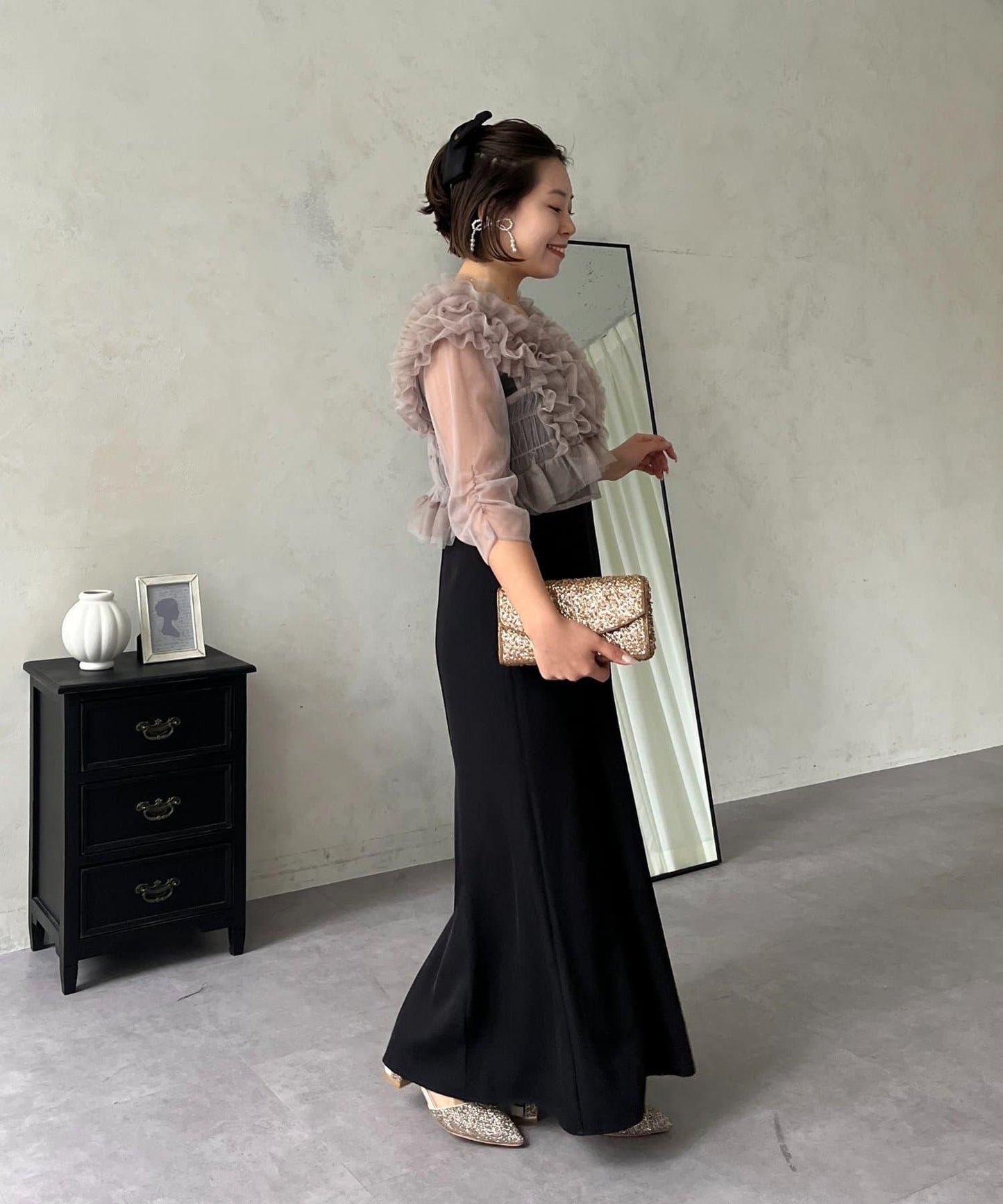 【MOMO】透視荷葉邊吊帶疊穿連衣裙