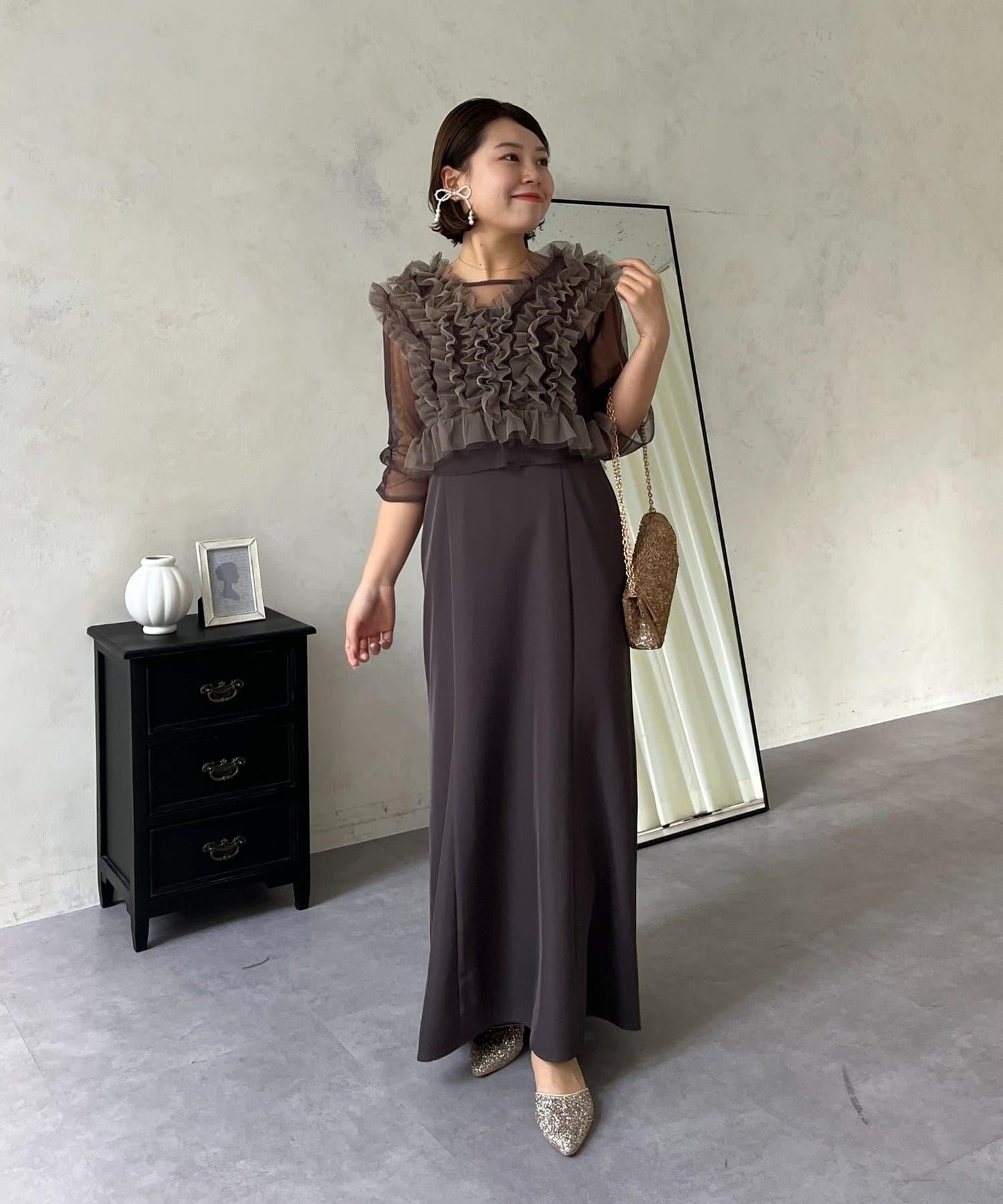 【MOMO】透視荷葉邊吊帶疊穿連衣裙