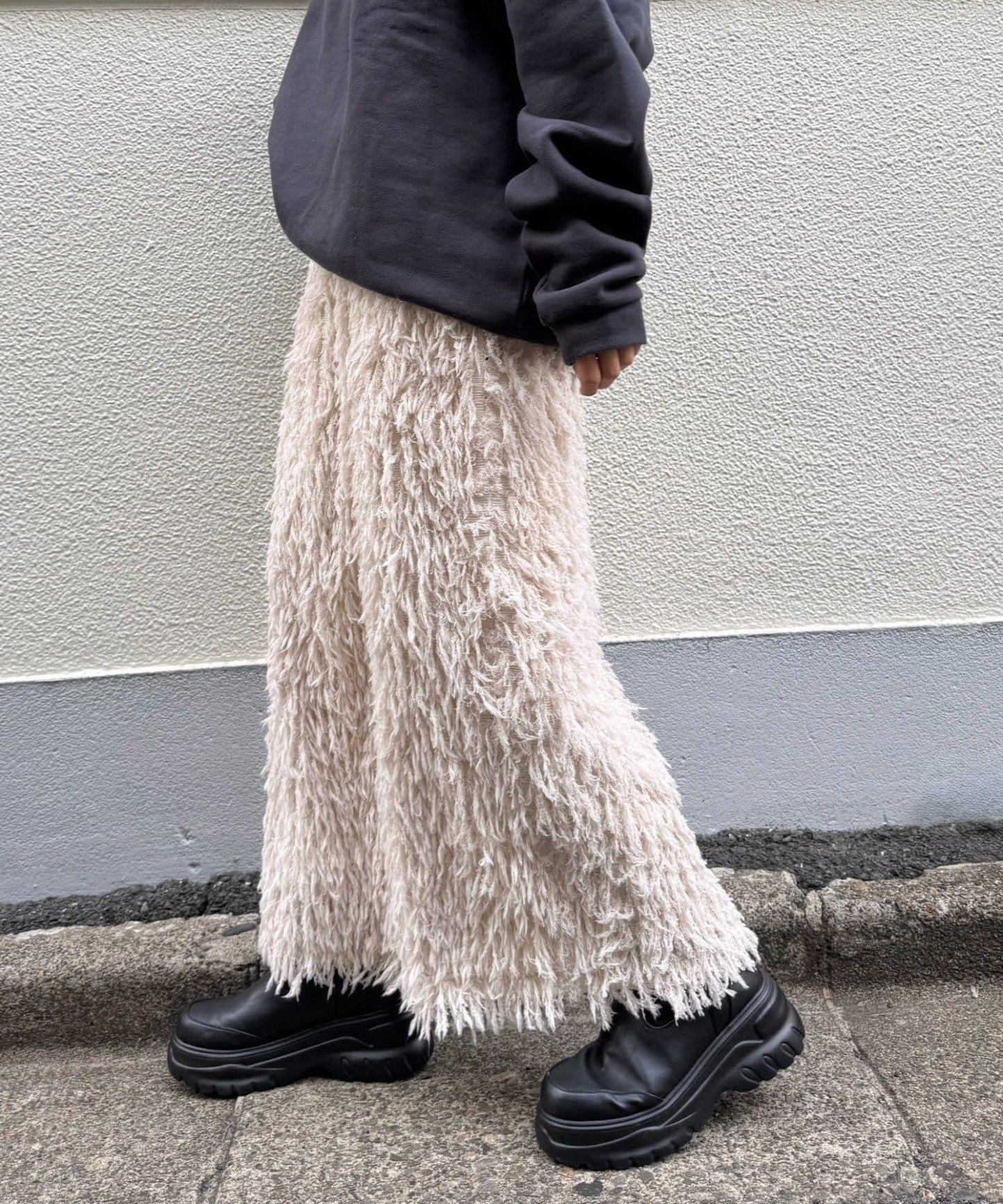 羽毛流蘇中長裙